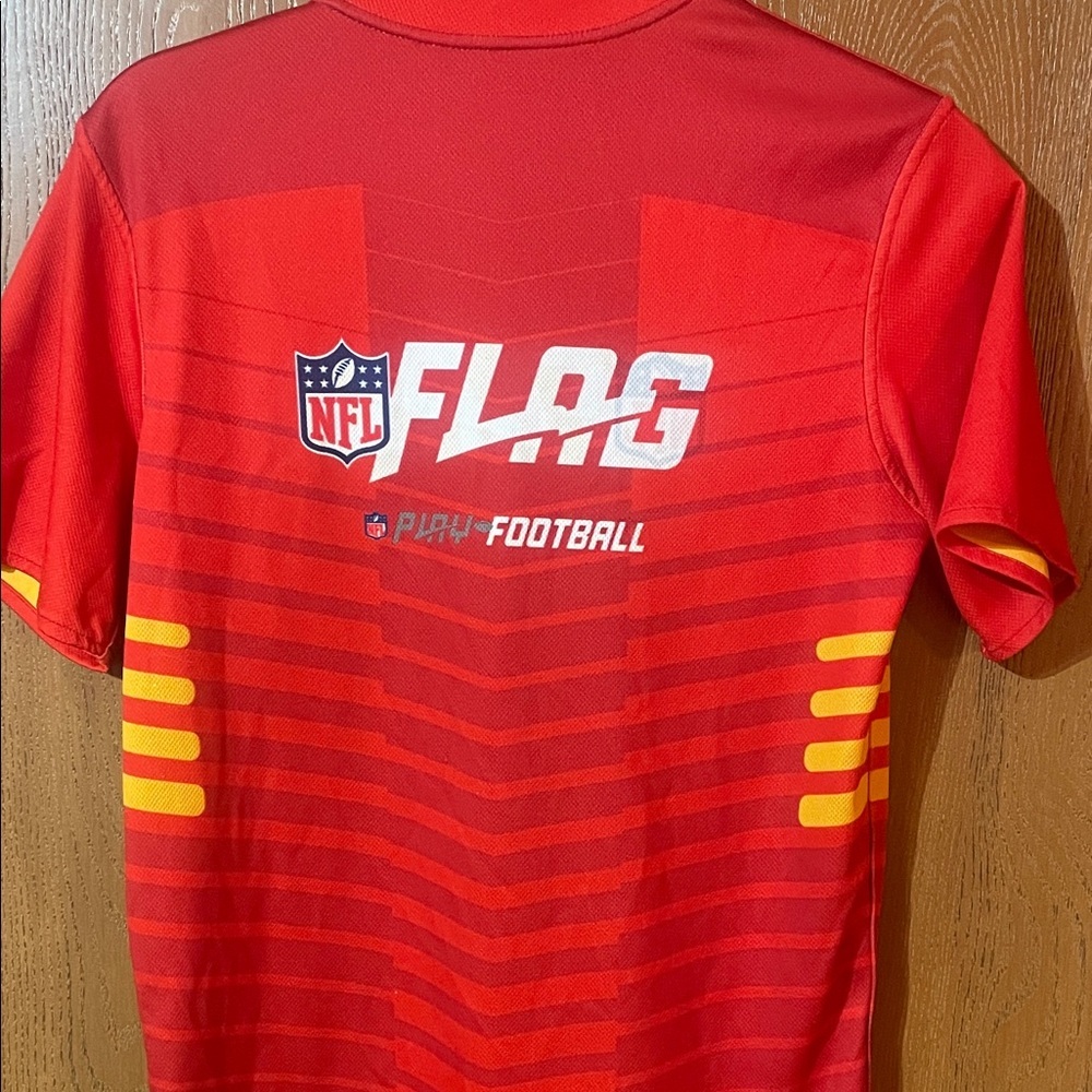 Red Chiefs Graphic T-Shirt Flag football - Reversible - Picture 3 of 5